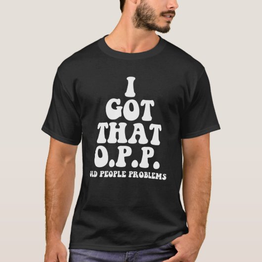40歳おもしろいの誕生日の古いジョークを取得する今日Hu Tシャツ (正面)