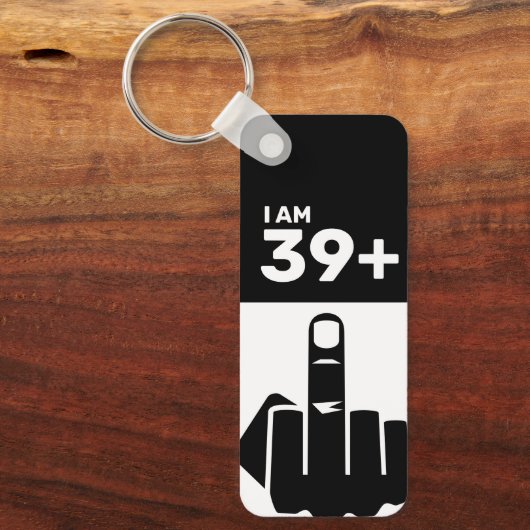 40歳おもしろいの誕生日ギフト、39プラス1キ市松模様にーク キーホルダー (正面)