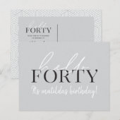 40歳の誕生日の招待をスクリプト化し、幾何学的に追加 インビテーションポストカード (正面/裏面)