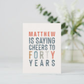 40歳の誕生日の素モダン朴な高級タイポグラフィ インビテーションポストカード (スタンド正面)