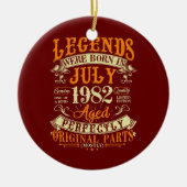 40歳の誕生日ギフト40歳の伝説生まれの中 セラミックオーナメント (正面)