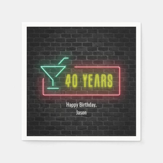 40歳の誕生日ネオンサインがレンガの壁に スタンダードカクテルナプキン (正面)