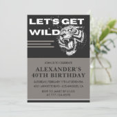40歳の誕生日パーティーの招待状 メンズ パーティー Let's Get Wild 招待状 (スタンド正面)