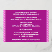 40歳の誕生日パーティーはっきりした:おもしろい、ピンクストライプ色40 箔招待状 (裏面)