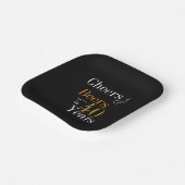 40歳の誕生日ビールと応援ブラック金ゴールドパーティー ペーパープレート (傾斜あり)