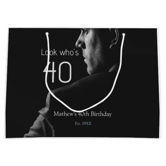 40歳の誕生日フォト男性の名前 作成年 ラージペーパーバッグ (正面)
