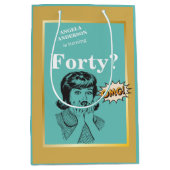 40歳の誕生日🎁女おもしろいの ミディアムペーパーバッグ (正面)