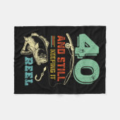 40歳の誕生日魚釣り40フィッシャーマンメンズプー フリースブランケット (正面(横))