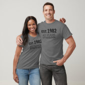 40歳の誕生日「1982年設立、40年の生涯 Tシャツ (ユニセックス)