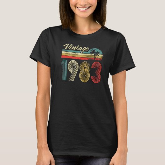 40歳ギフトヴィンテージ1983 40歳の誕生日ギフト Tシャツ (正面)