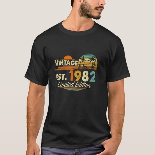 40歳ギフト40歳の誕生日ヴィンテージ1982制限 Tシャツ (正面)
