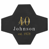 40歳パーソナライズされた誕生日ブラック金ゴールド サッカーボール (フラット)