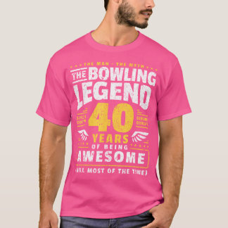 40歳ボーリング40歳ボウリングをする人、 クリケットの投手 Tシャツ