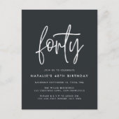 40歳モダンの誕生日シンプルのスタイリッシュスクリプエレガントト インビテーションポストカード (正面)