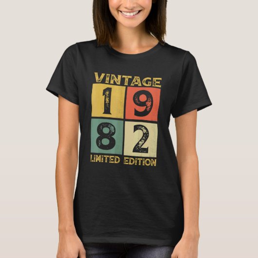40歳レトロ1982年40歳 Tシャツ (正面)