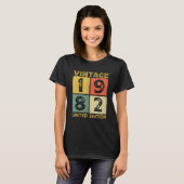 40歳レトロ1982年40歳 Tシャツ (正面フル)