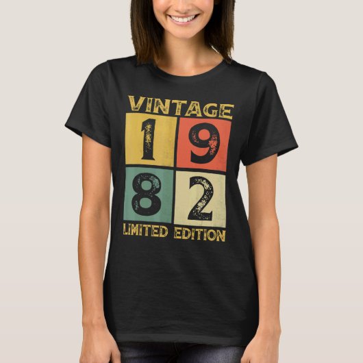 40歳レトロ1982年40歳 Tシャツ (正面)