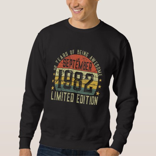 40歳1982生まれ年9月40日 スウェットシャツ (正面)