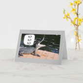 「40*にはなれない」と、非常に動揺したワニが言う カード (黄色い花)