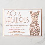 40 & Fabulous金ゴールドガウンレトロ40th Birthday 箔招待状<br><div class="desc">40&素晴らしい金ゴールドガウンレトロ40thバースデーフォイル招待状ニッチとネストストアで他の招待状を参照</div>