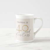 40 & Flawlessピンク&金ゴールド名40th Birthday ボーンチャイナマグカップ (右)