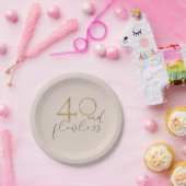40 & Flawless赤面ピンク&金ゴールド40th Birthday ペーパープレート (パーティー)