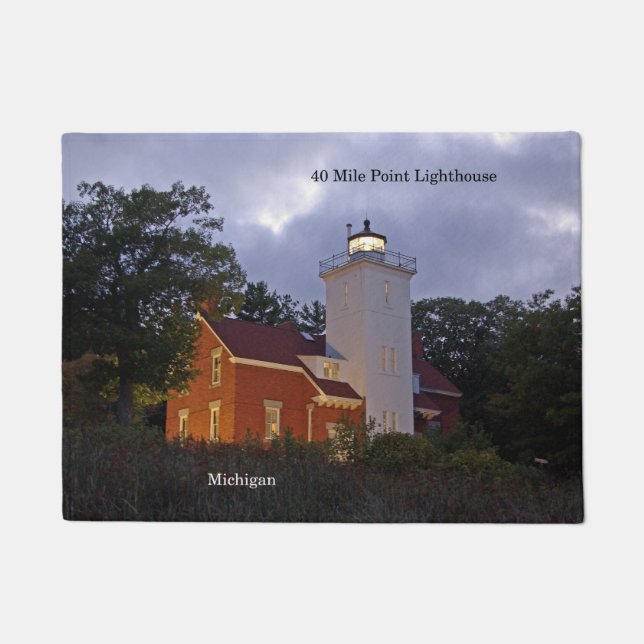 40 Mile Point Light house at dusk door mat ドアマット (正面)