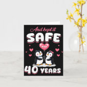 40 Years Wedding Anniversary Penguin Couples Match カード (黄色い花)