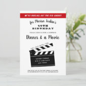 40thまたは任意の誕生日サプライズ映画テーマおもしろい 招待状 (スタンド正面)