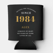 40th誕生日の名前1984ブラック金ゴールドシック 缶クーラー (裏面)