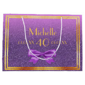 40th誕生日パープルピンクグリッター名 ラージペーパーバッグ (裏面)