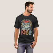 40th誕生日1982年1月デコレーションメンズウィメンズ40 tシャツ (正面フル)