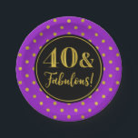 40th Birthdayパーティーパープルブラック金ゴールドドット紙 ペーパープレート<br><div class="desc">40歳と素晴らしい誕生日パーティーのプレートは、紫の黒と金ゴールドの水玉模様。</div>