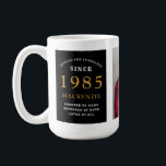 40th Birthday 1985黒い金ゴールド追加の名前Photo Large コーヒーマグカップ<br><div class="desc">その特別な人々のための巨大な黒と金ゴールドの写真のマグカップ。提供さカスタマイズれたテンプレートを使用して簡単に文字と写真。設定標準範囲の一部。</div>