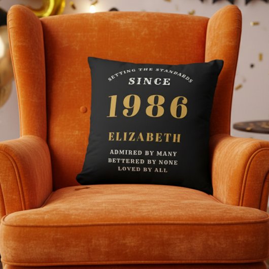 40th Birthday Gift Personalized 1986 Black Gold クッション