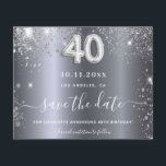40th birthday silverグリッターは日付カードを保存<br><div class="desc">40歳エレガントの誕生日パーティーの日付カードを保存する。銀モダン色の背飾面とグリッターフェイクの塵。日付と名前/年齢をカスタマイズして追加する。文字：日付の保存は大きな書トレンディーの手入力スタイルスクリプトで行う。バルーン付き40番スタイルフォント。</div>