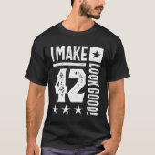 42歳のギフト |第42回誕生日ギフトアイディア- Mens Tシャツ (正面)