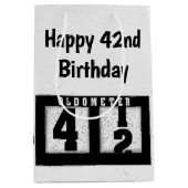 42誕生日ブラックオドメータ ミディアムペーパーバッグ (正面)