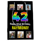 42誕生日: Rainbow "42"，写真カスタムと名前 ミディアムペーパーバッグ (正面)