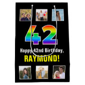 42誕生日: Rainbow "42"，写真カスタムと名前 ミディアムペーパーバッグ (裏面)