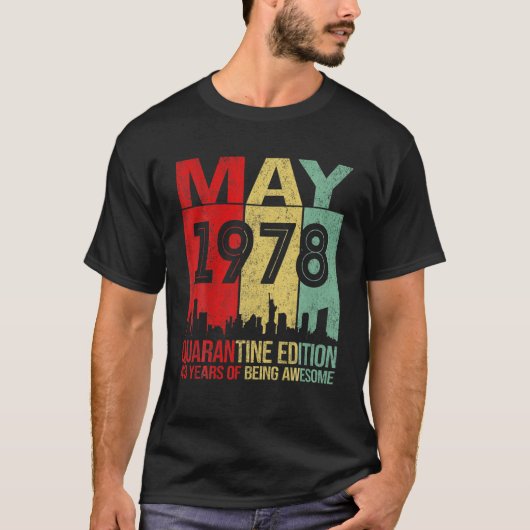 43歳43位誕生日男女性1978年5月Quar Tシャツ (正面)