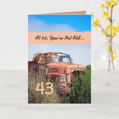 43番目おもしろいの誕生日(ヴィンテージオレンジトラック) カード (黄色い花)