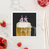 43誕生日ビールオンブラック スタンダードカクテルナプキン (インサイチュ)