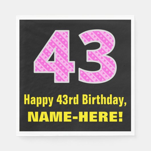 43誕生日:ピンクストライプ色のハートと"43" +名前 スタンダードランチョンナプキン (正面)