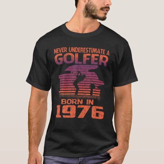 44歳ゴルファーのギフト1976 44th Birt Tシャツ (正面)
