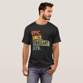 44誕生日1979素晴らし年2月以来44年 Tシャツ (正面フル)