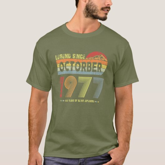 44th誕生日伝説1977年10月以来ヴィンテージ4 tシャツ (正面)