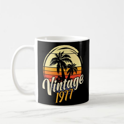 45番目の誕生日ヴィンテージ1977 コーヒーマグカップ (左)