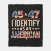 45 47私はアメリカのトランプ大統領を特定する フリースブランケット (正面)