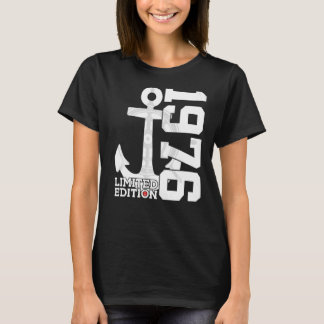 46年キャパシティ1976セーラー46誕生日 Tシャツ